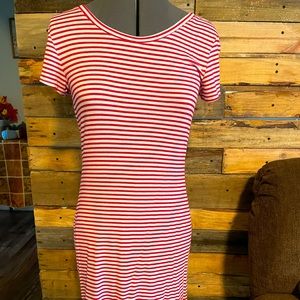 ❤️ Heart & Hips T-shirt Dress